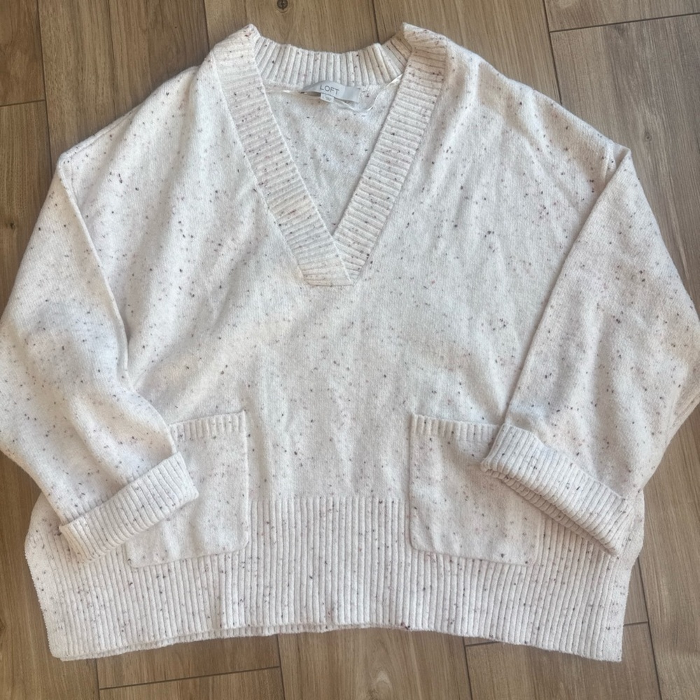 LOFT Sweater Women’s Sz Large Ivory Confetti Polka Dot V Neck Knit Pullover